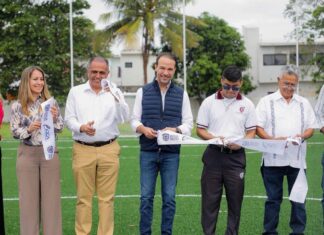 Entrega Alcalde Juan Manuel Unánue dos canchas de fútbol al CBTIS 190