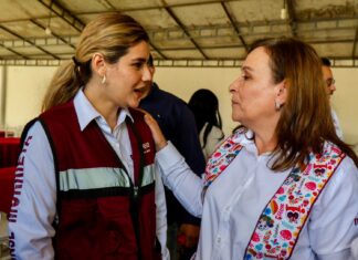 #LadyCrisver violenta derechos laborales; Sindicato del DIF de Veracruz intervino