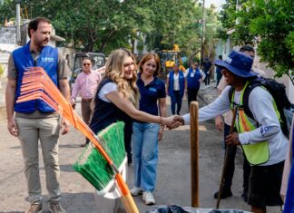 Alcaldesa Maryjose Gamboa encabeza jornada de limpieza anti inundaciones en la colonia Miguel Alemán